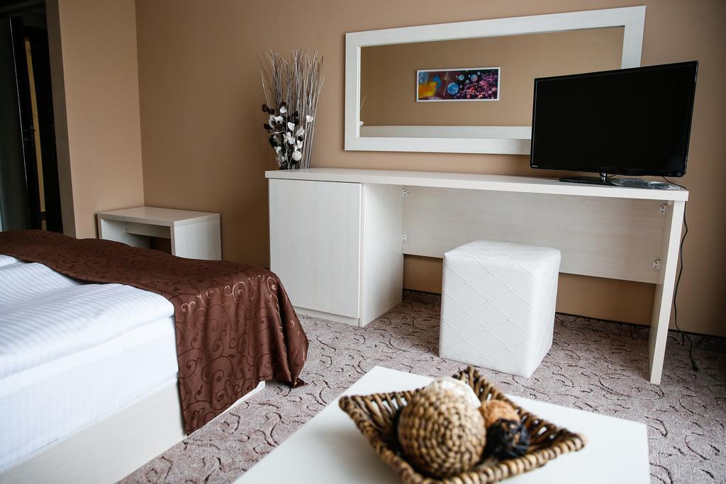 Einstein House & Spa Marchevo Bagian luar foto