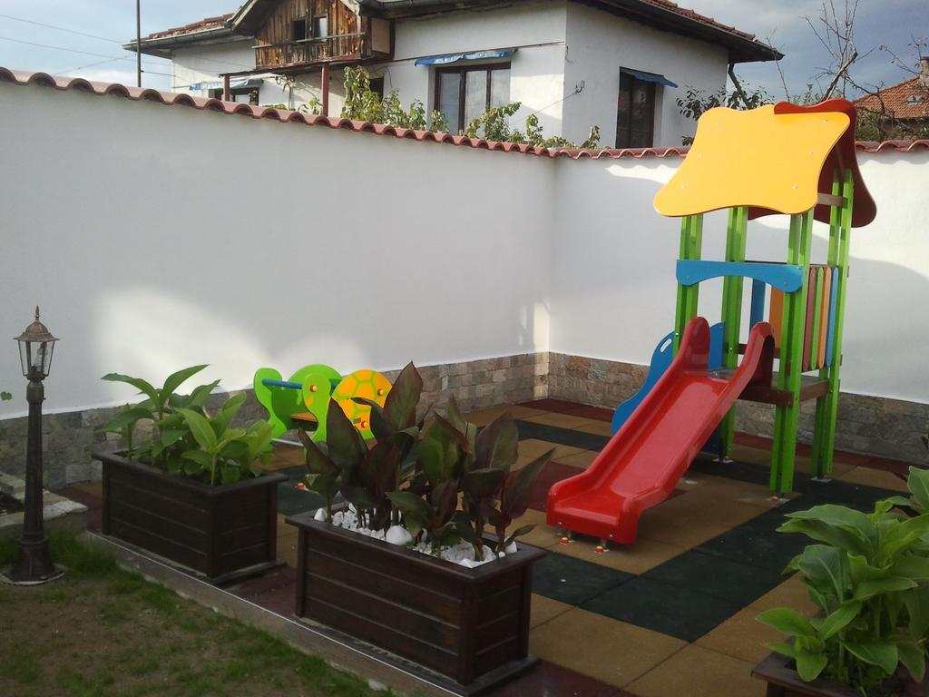 Einstein House & Spa Marchevo Bagian luar foto